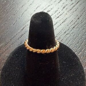 Pandora 14K Solid Gold Twist Ring Size 5!